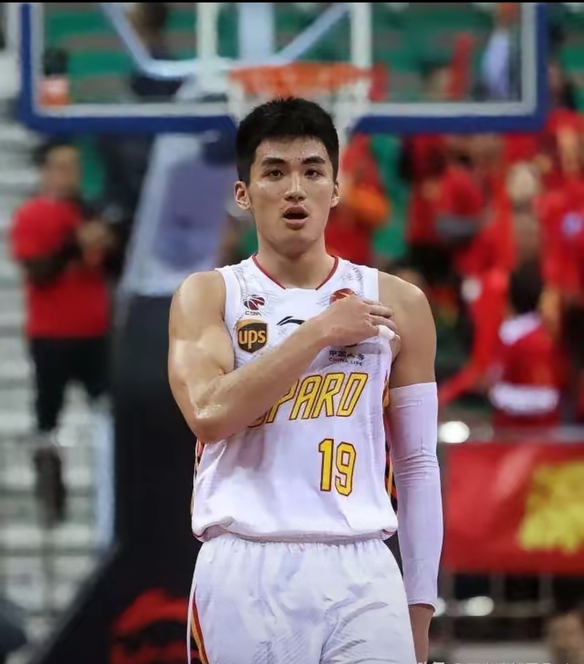 山东鲁能遭遇惨败，排名下滑至第八