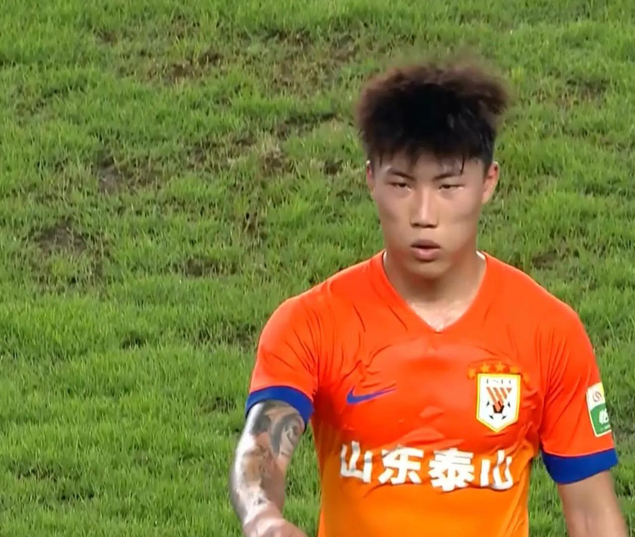 Ning迎来五赛季出色发挥，老鹰观众热烈欢呼！